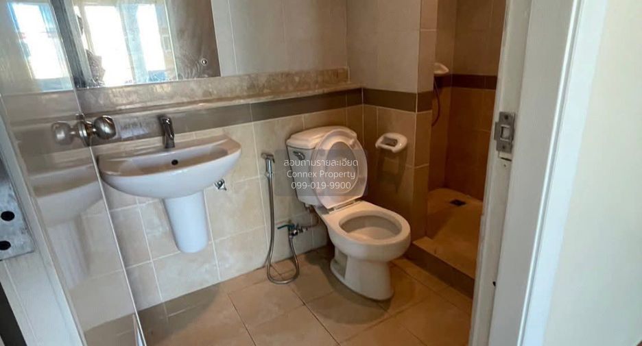 Reihenhaus zum Kauf mit 3 Zimmer in Lam Luk Ka, Pathum Thani