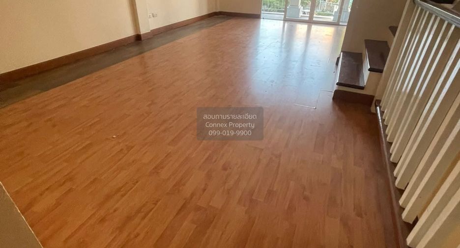 Reihenhaus zum Kauf mit 3 Zimmer in Lam Luk Ka, Pathum Thani