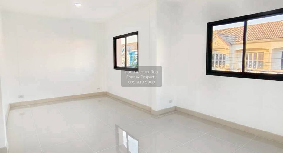 For sale 4 bedrooms townhouse in Bang Bua Thong, Nonthaburi