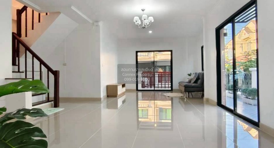 For sale 4 bedrooms townhouse in Bang Bua Thong, Nonthaburi