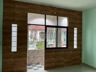 For sale 3 bedrooms townhouse in Sai Mai, Bangkok