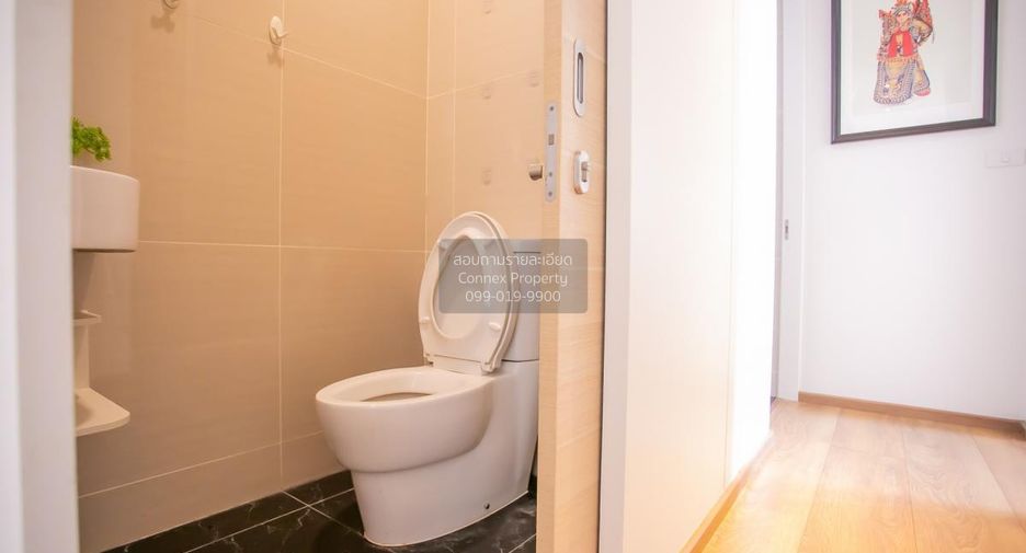 For sale 2 bedrooms condo in Khlong Toei, Bangkok