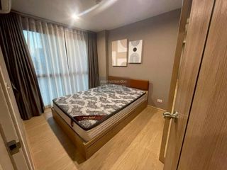 À vendre 2 chambres condo à Huai Khwang, Bangkok