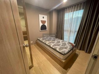 À vendre 2 chambres condo à Huai Khwang, Bangkok