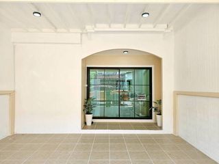 À vendre 3 chambres maison de ville à Bang Bua Thong, Nonthaburi
