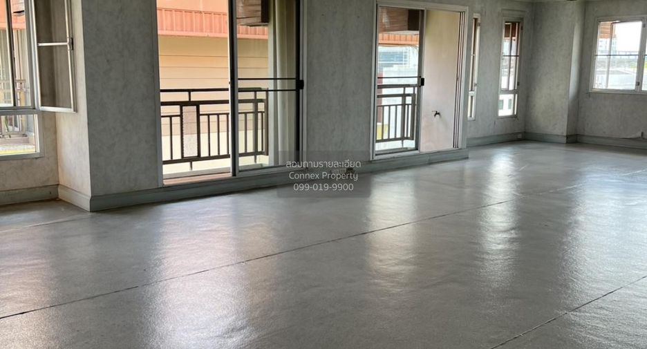 Wohnung zum Kauf mit 9 Zimmer in Dusit, Bangkok