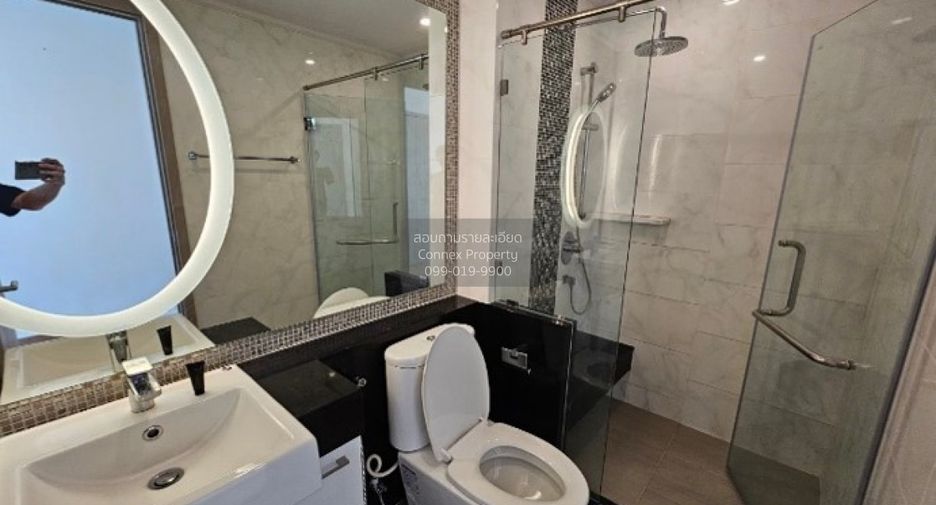 For sale 2 bedrooms condo in Watthana, Bangkok