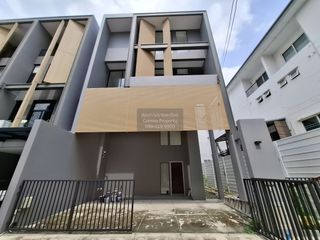 For sale 4 bedrooms townhouse in Bang Kruai, Nonthaburi