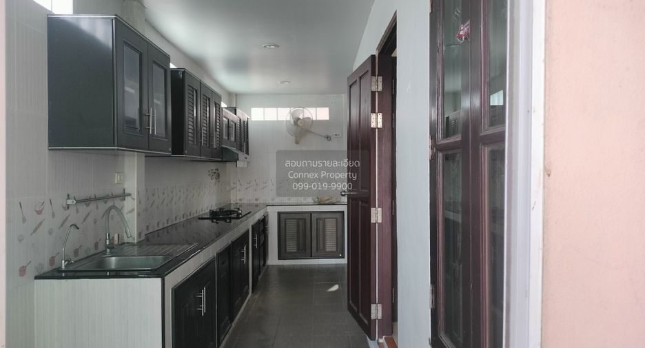 Casa en venta de 4 habitaciones en Sai Mai, Bangkok