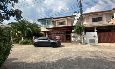 Casa en venta de 4 habitaciones en Sai Mai, Bangkok