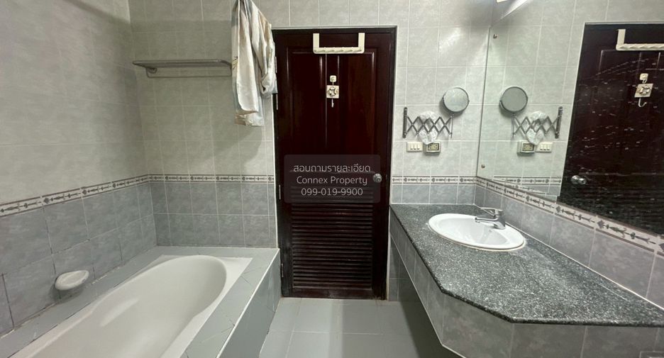 Casa en venta de 4 habitaciones en Sai Mai, Bangkok