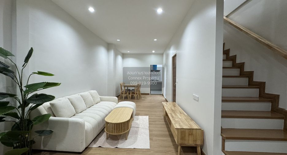 Casa adosada en venta de 3 habitaciones en Chatuchak, Bangkok