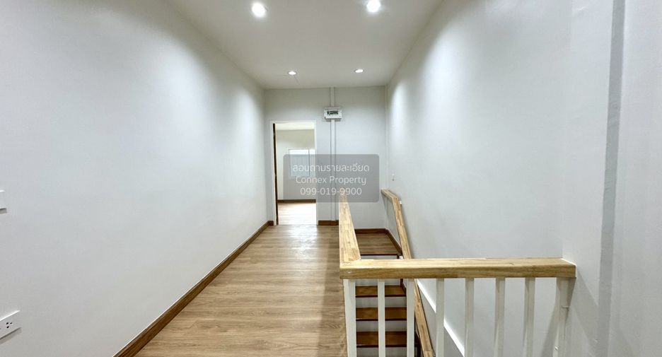 Casa adosada en venta de 3 habitaciones en Chatuchak, Bangkok