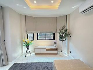 For sale 4 bedrooms house in Lam Luk Ka, Pathum Thani