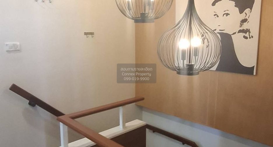 Casa adosada en venta de 2 habitaciones en Lam Luk Ka, Pathum Thani