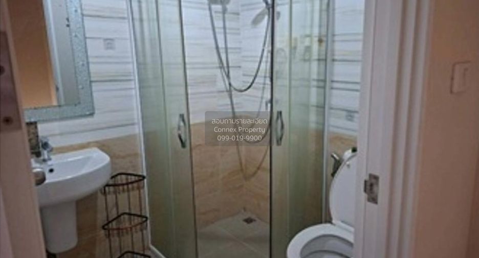 For sale 4 bedrooms townhouse in Bueng Kum, Bangkok