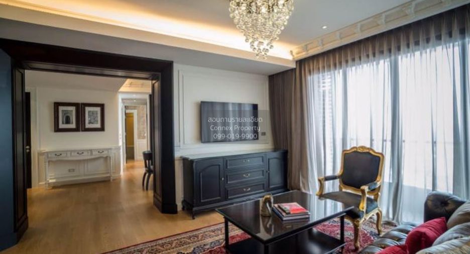 For sale 3 bedrooms condo in Khlong Toei, Bangkok