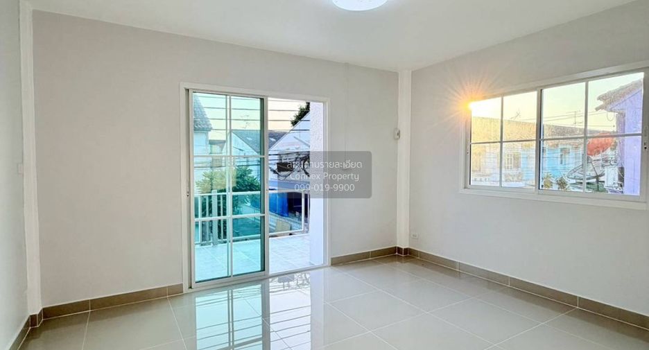 For sale 3 bedrooms townhouse in Sai Noi, Nonthaburi