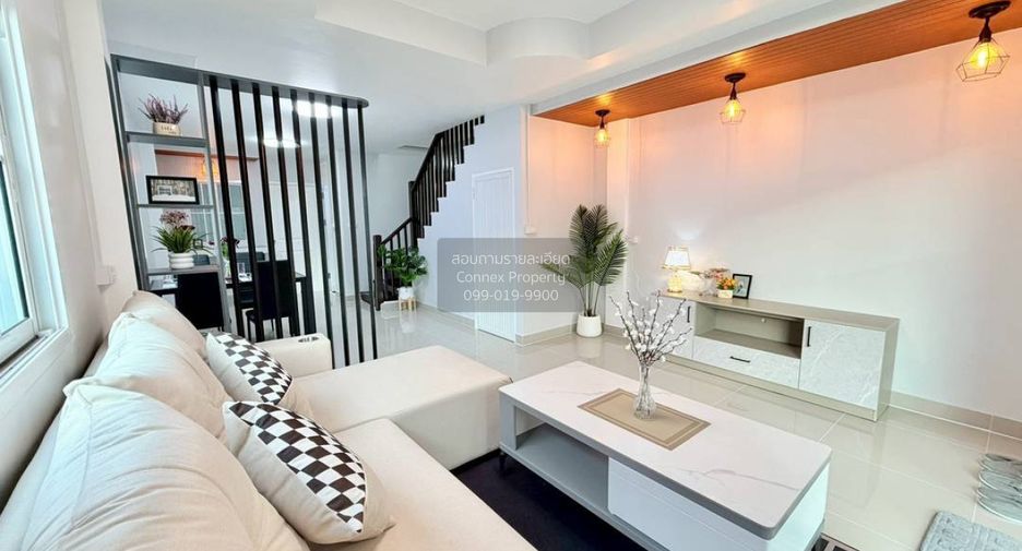 For sale 3 bedrooms townhouse in Sai Noi, Nonthaburi