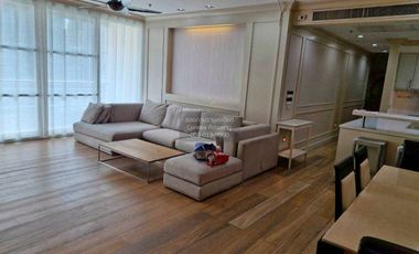 For rent 3 bedrooms condo in Sathon, Bangkok