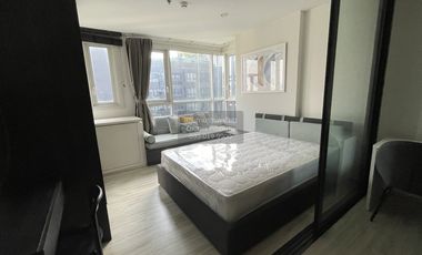 Wohnung zur Miete mit 1 Zimmer in Huai Khwang, Bangkok