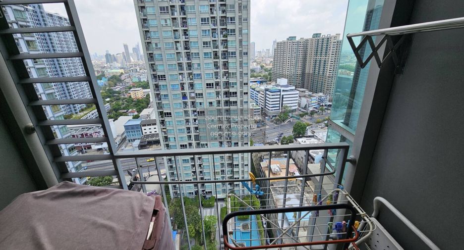For rent 2 bedrooms condo in Thon Buri, Bangkok