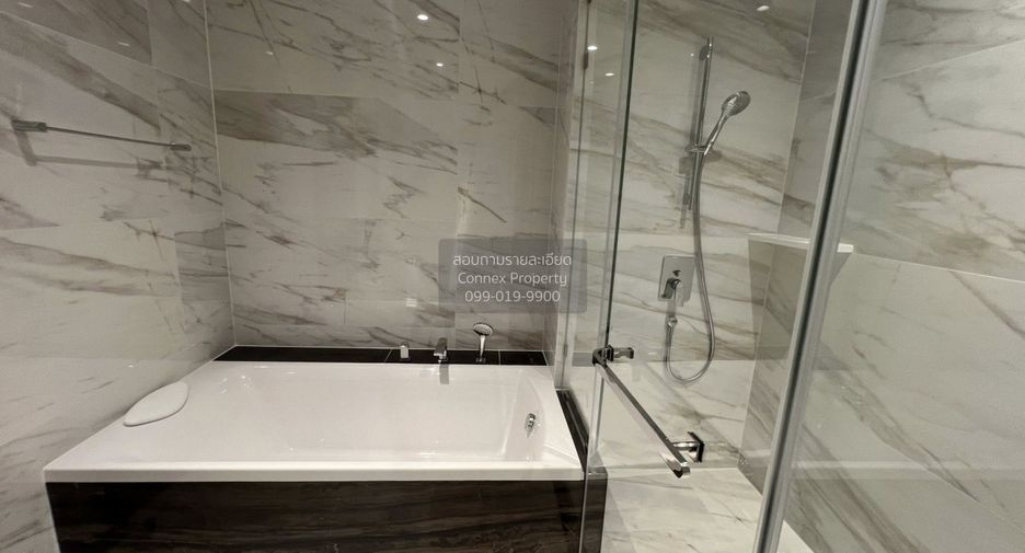 For rent 3 bedrooms condo in Sathon, Bangkok