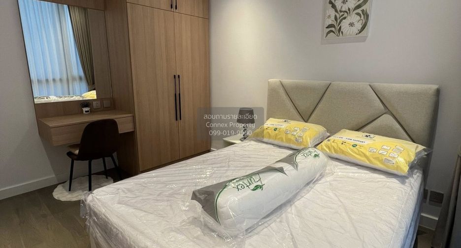 For rent 3 bedrooms condo in Sathon, Bangkok