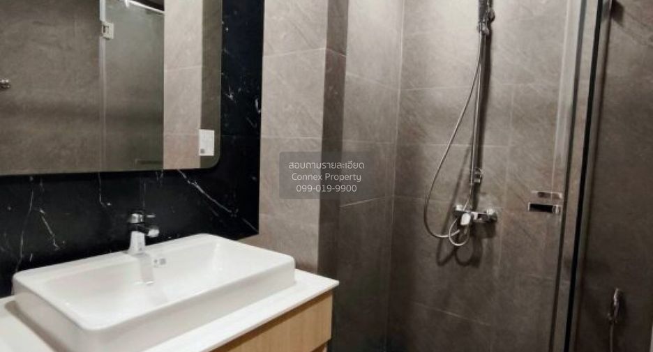 For rent 2 bedrooms condo in Bang Na, Bangkok