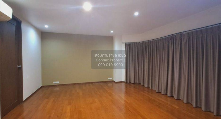 Reihenhaus zur Miete mit 4 Zimmer in Watthana, Bangkok