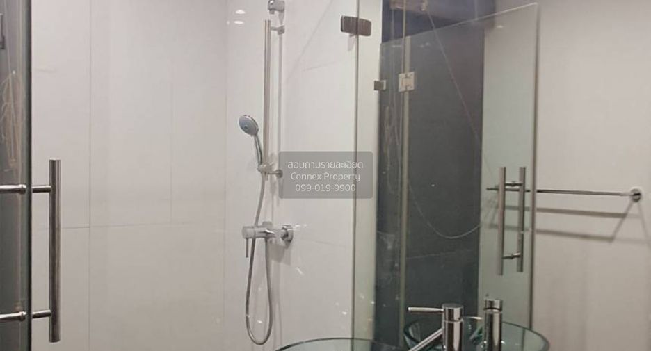 Reihenhaus zur Miete mit 4 Zimmer in Watthana, Bangkok