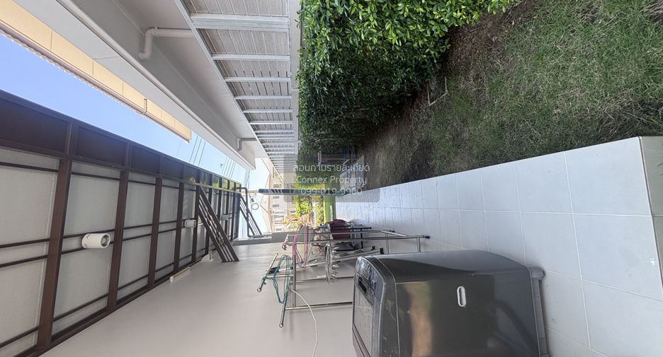 For rent 4 bedrooms house in Bang Khun Thian, Bangkok