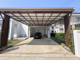For rent 4 bedrooms house in Bang Khun Thian, Bangkok