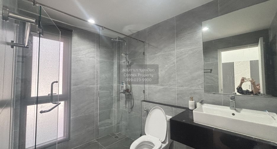 For rent 4 bedrooms house in Bang Khun Thian, Bangkok