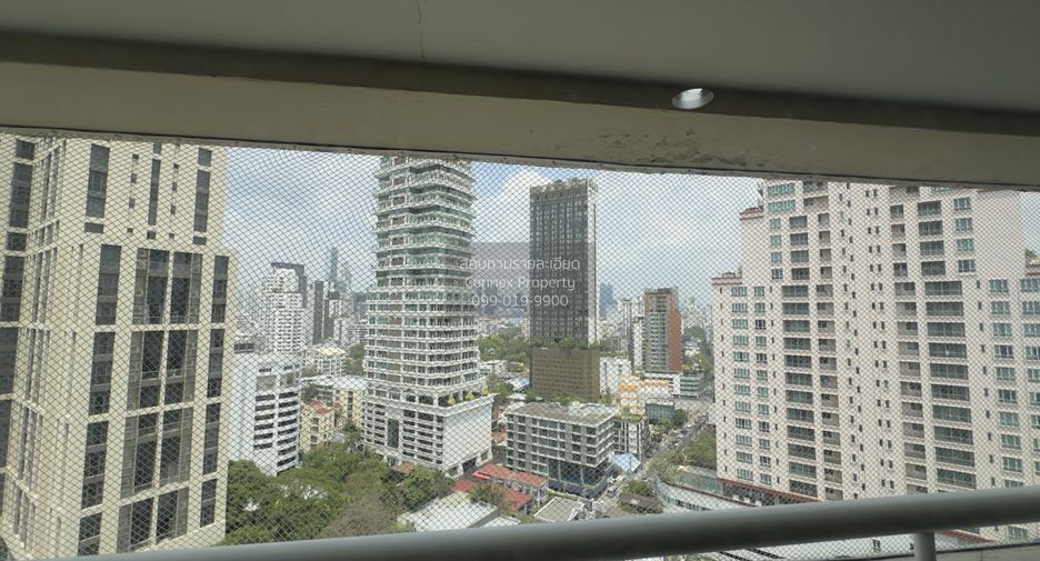 Condo en alquiler de 3 habitaciones en Khlong Toei, Bangkok