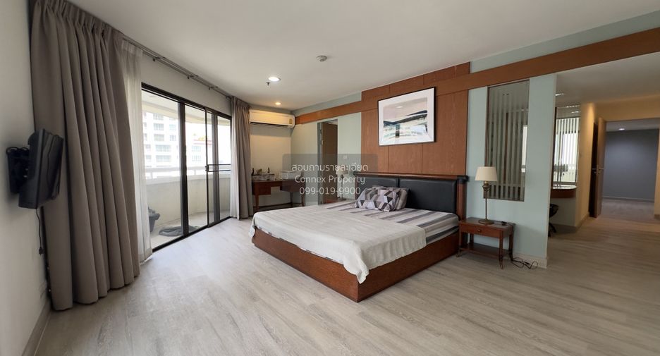 Condo en alquiler de 3 habitaciones en Khlong Toei, Bangkok