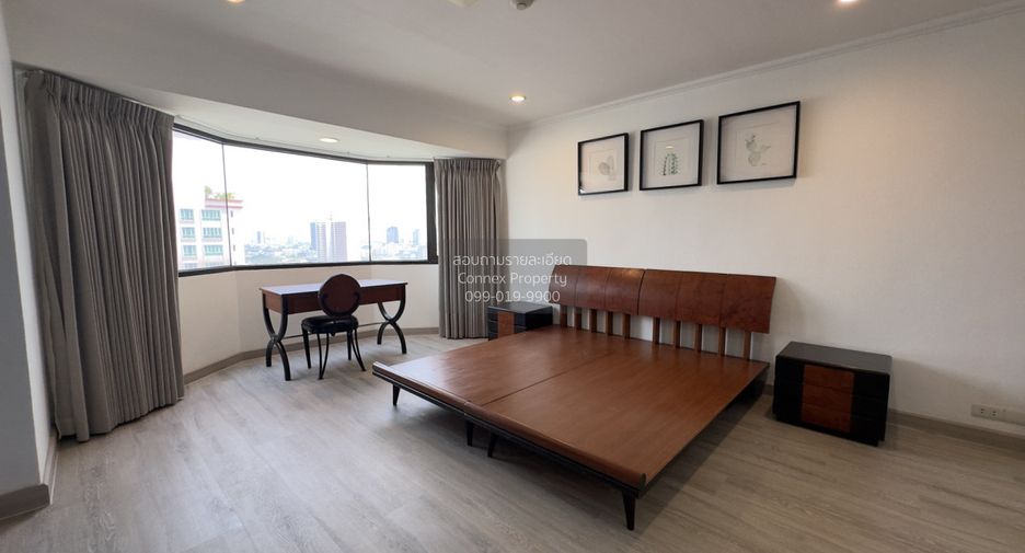 Condo en alquiler de 3 habitaciones en Khlong Toei, Bangkok