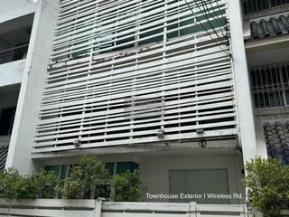 出租 3 卧室 联排别墅 在 Pathum Wan, 曼谷