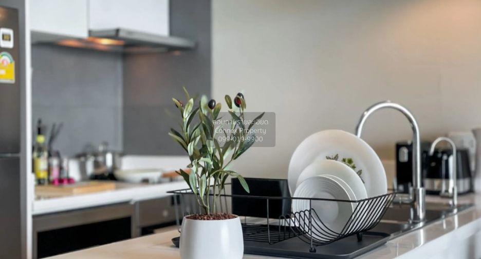 For rent 1 bed condo in Khlong Toei, Bangkok
