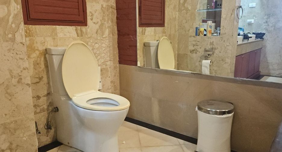 For sale 2 bedrooms condo in Mueang Phuket, Phuket