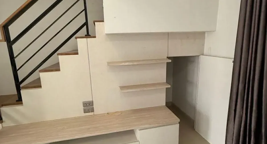 Casa adosada en alquiler de 3 habitaciones en Khlong Luang, Pathum Thani