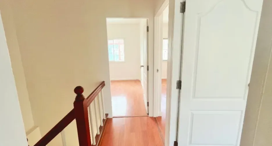 For sale 3 bedrooms townhouse in Nong Khaem, Bangkok