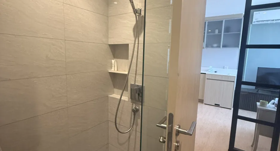 For rent 1 Beds condo in Watthana, Bangkok