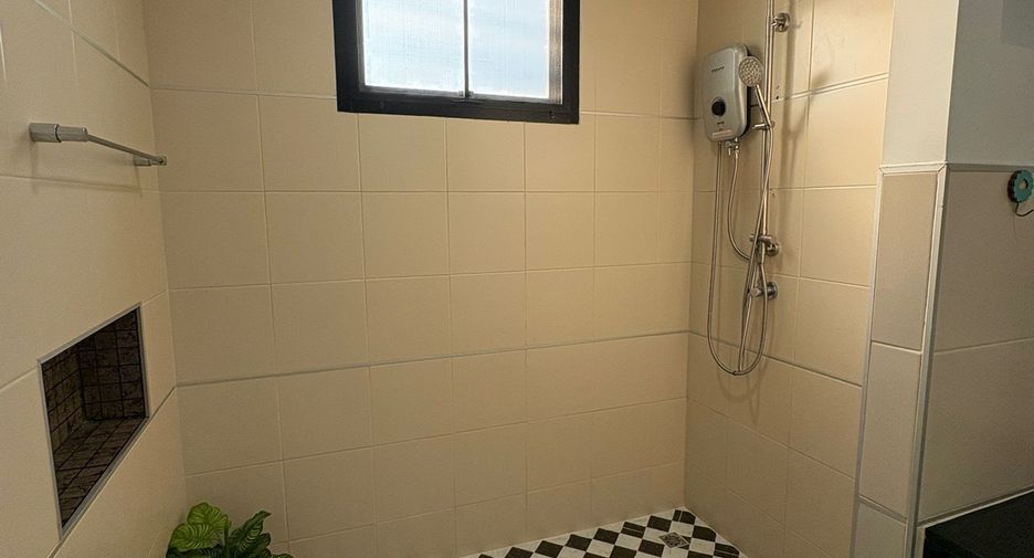 For rent 3 ベッドルーム villa in Bang Lamung, Chonburi