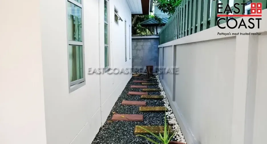 For rent and for sale 3 bedrooms house in Bang Lamung, Chonburi