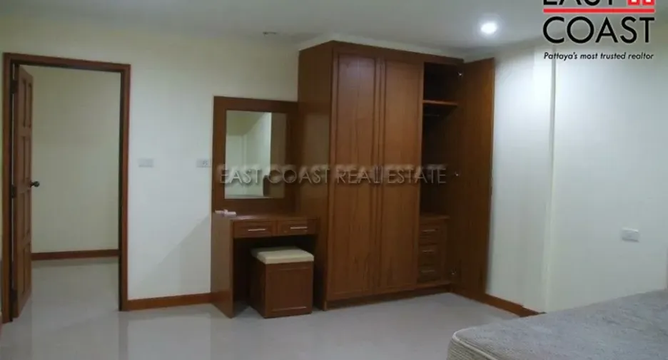 出租 和 出售 2 卧室 独立屋 在 Bang Lamung, Chon Buri