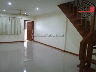 出租 和 出售 2 卧室 独立屋 在 Bang Lamung, Chon Buri