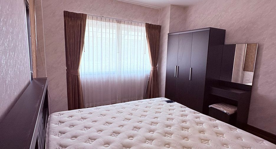 Аренда 3 спальни дом в Банг Ламунг, Чонбури