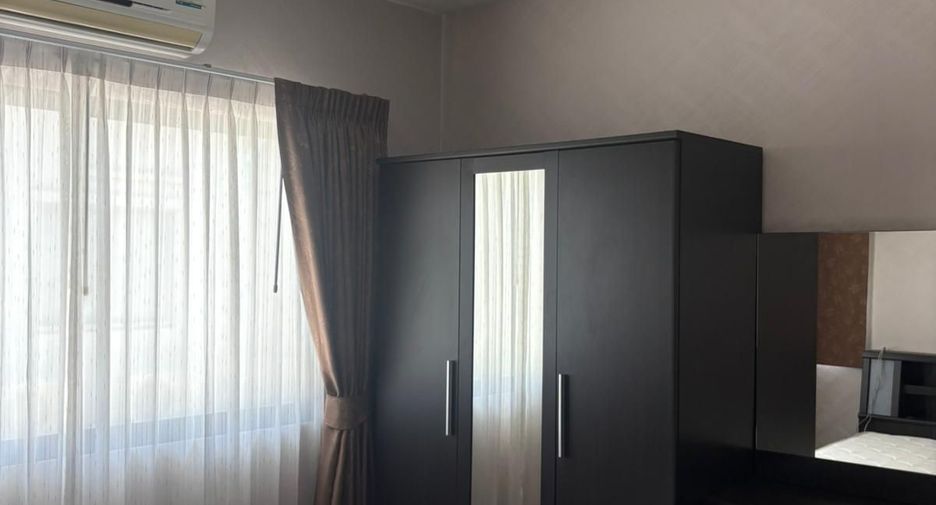 Аренда 3 спальни дом в Банг Ламунг, Чонбури