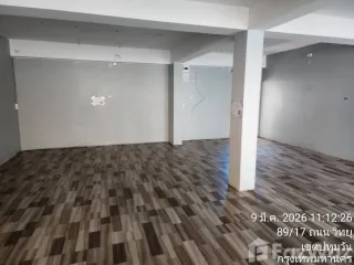 For rent retail Space in Pathum Wan, Bangkok